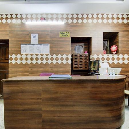 SPOT ON 78904 Dear Hotel Calcutta Calcutta Bara Bazar Buitenkant foto