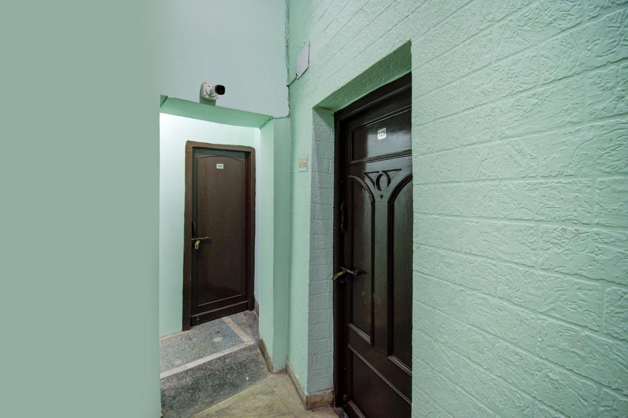 SPOT ON 78904 Dear Hotel Calcutta Calcutta Bara Bazar Buitenkant foto