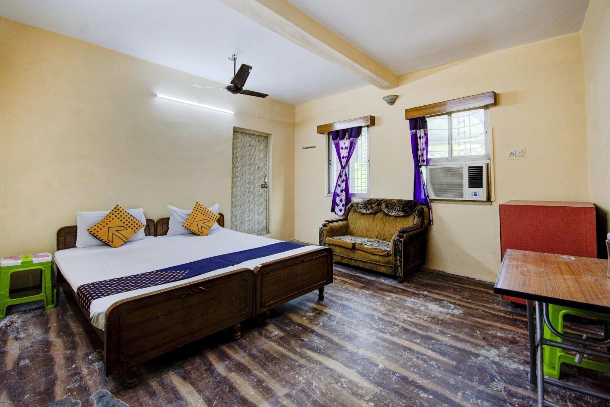 SPOT ON 78904 Dear Hotel Calcutta Calcutta Bara Bazar Buitenkant foto